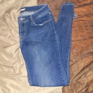Skinny jeans